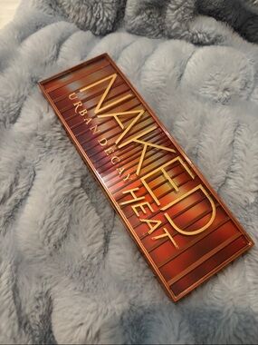 Urban Decay Naked Heat Palette - Orange, Bronze, Gold Accents